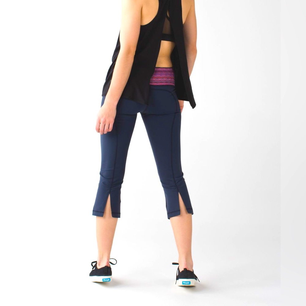 Lululemon 4 Gather & Crow Crop ll Yoga Pant Full-on Luon Pink & Navy Excellent